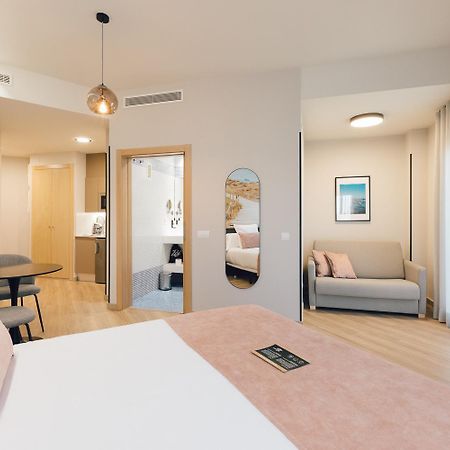 ולנסיה Palau Suites & Apartments מראה חיצוני תמונה